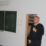 Zdjęcie z wykładu prof. Dariusza Dolińskiego Posłuszni do bólu Milgram w Polsce